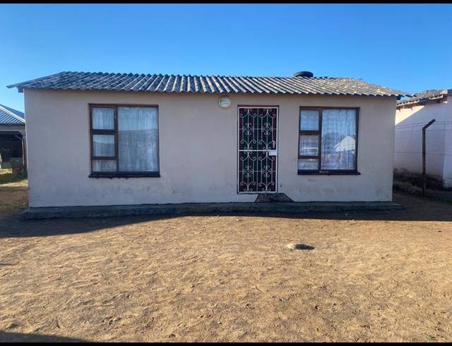 2 BEDROOM HOUSE FOR SALE IN EZIBELENI